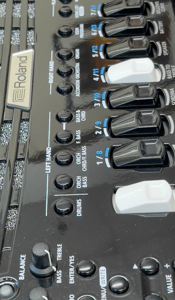 Roland FR-4xb Digital Chromatic Button Accordion - Second Hand – The ...