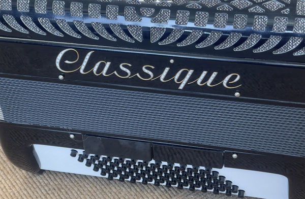 Fantini Classique 4 voice musette 72 bass piano accordion - second hand