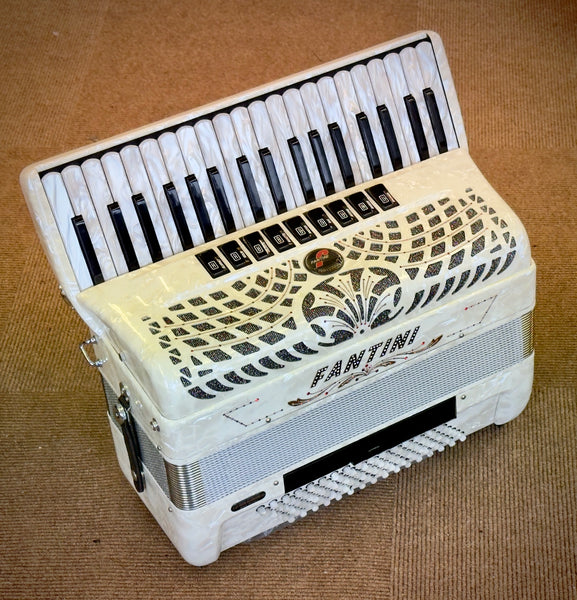 Fantini 37 key 96 bass 4 voice decorated piano accordion second hand