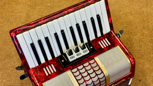 Galotta 48 bass piano accordion second hand