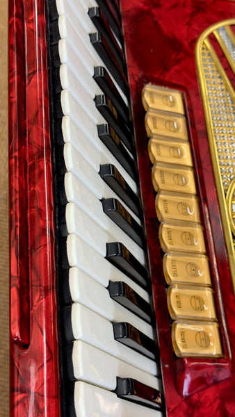 Hohner Verdi Vn 4 voice musette 120 bass piano accordion - Second Hand