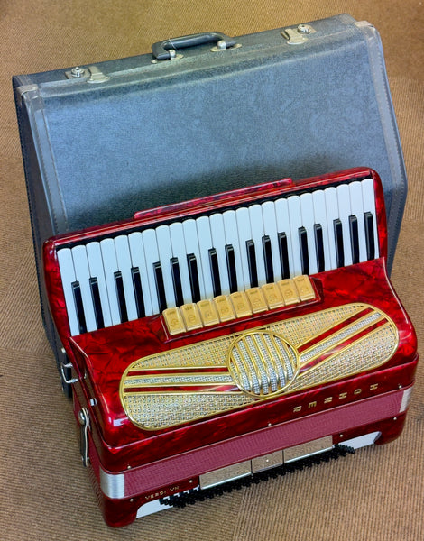 Hohner Verdi Vn 4 voice musette 120 bass piano accordion - Second Hand