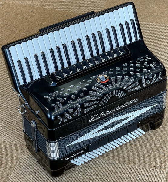 Alessandrini 4 voice musette 120 bass piano accordion second hand