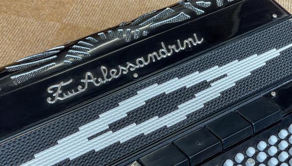 Alessandrini 4 voice musette 120 bass piano accordion second hand