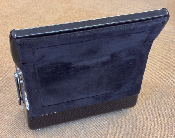 Vignoni Ravel II 3 voice piano accordion - second hand