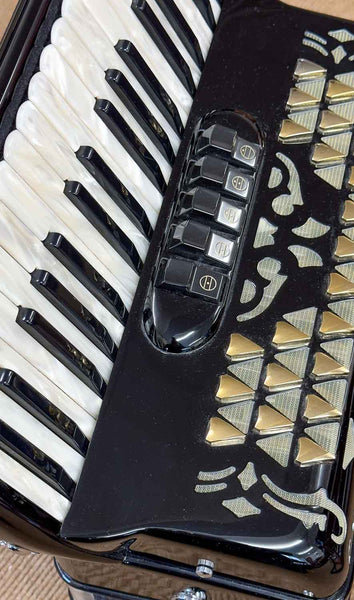Brandoni Model 66 78 bass piano accordion Second Hand