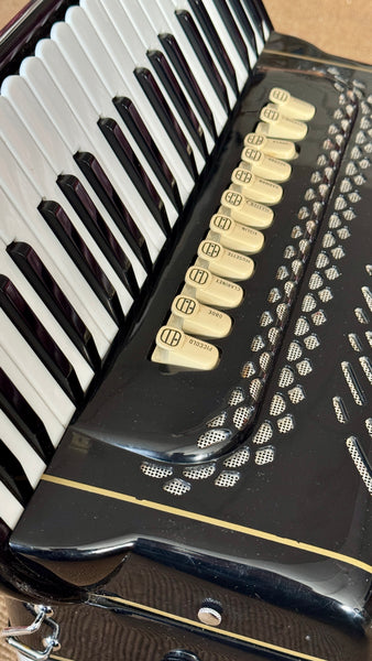 Zero Sette 120 bass 4 voice double octave Piano Accordion - Second Hand - The Reed Lounge