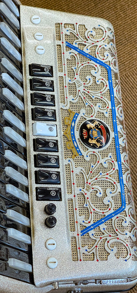 Gabbanelli 37 key musette decorated piano accordion
